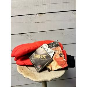 Men's Thermoloft Insulated Adventure Gloves by Saranac